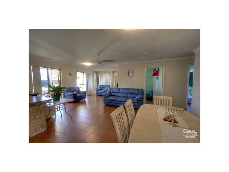 1 Gordon Place, Huntingdale WA 6110