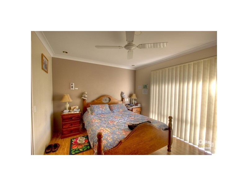 1 Gordon Place, Huntingdale WA 6110