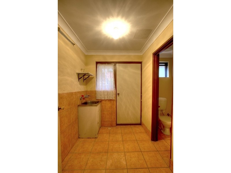 5 Castle Court, Forrestfield WA 6058