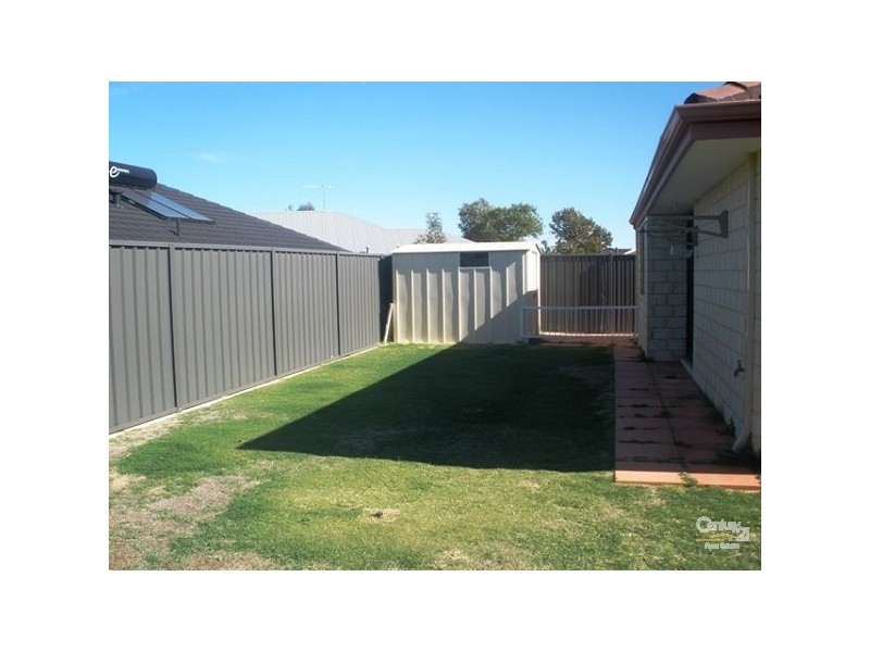 274 Adelaide Street, High Wycombe WA 6057