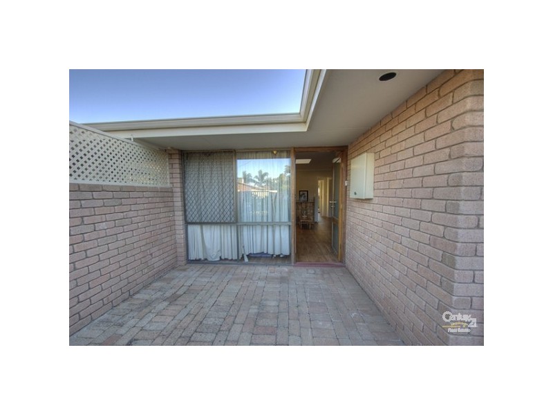 3 / 1B Agonis Place, Forrestfield WA 6058