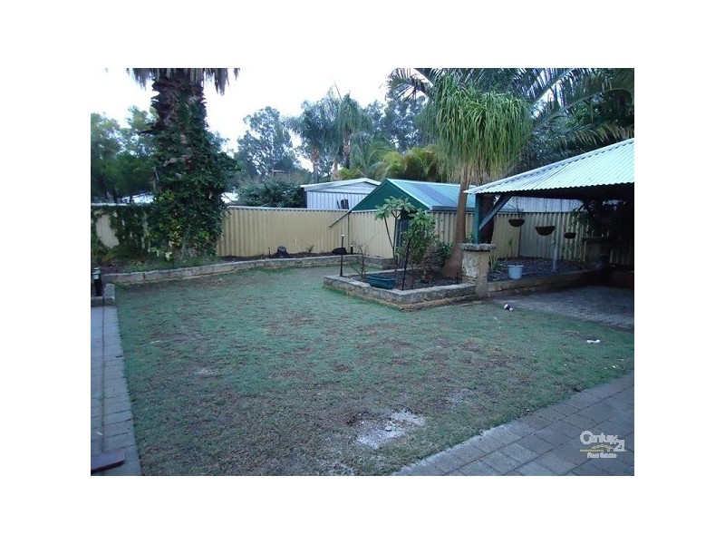 3 Cedar Way, Forrestfield WA 6058