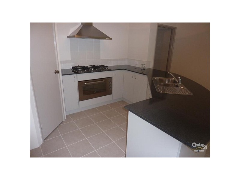 1 Chervil Bend, Wattle Grove WA 6107