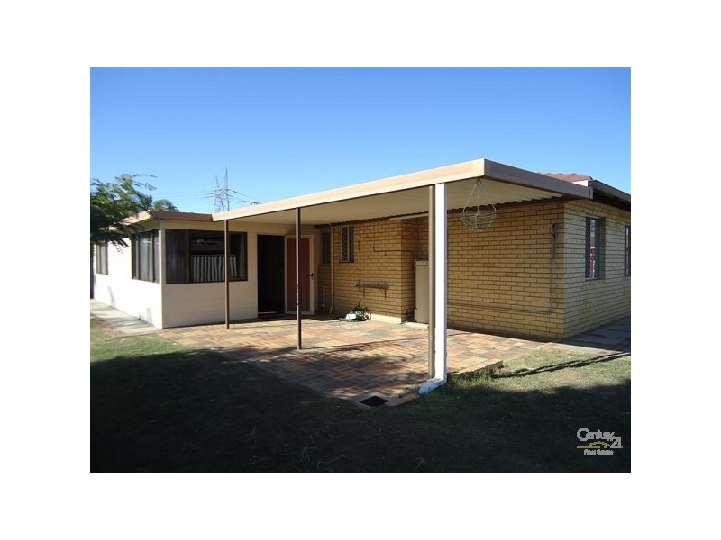 4 Agincourt Drive, Forrestfield WA 6058