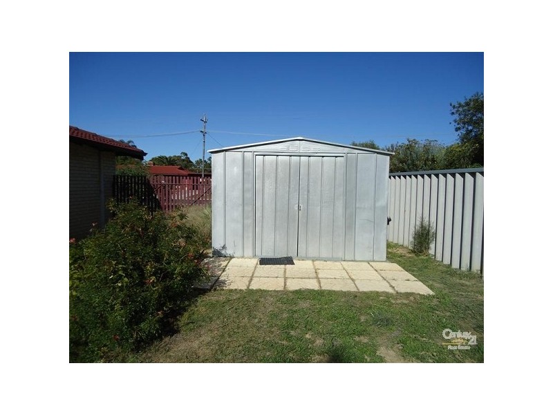 4 Agincourt Drive, Forrestfield WA 6058