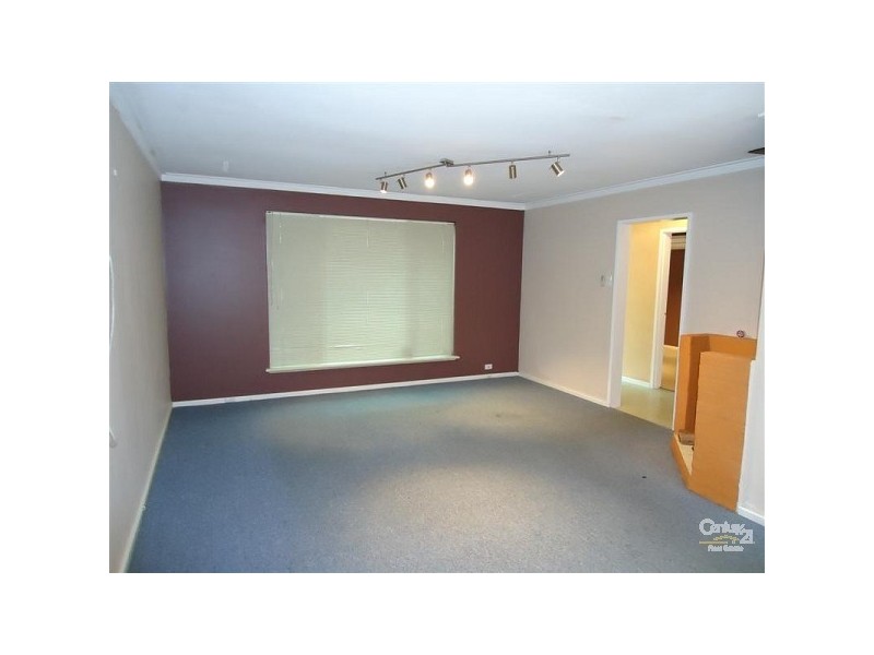28 Dorchester Road, Forrestfield WA 6058