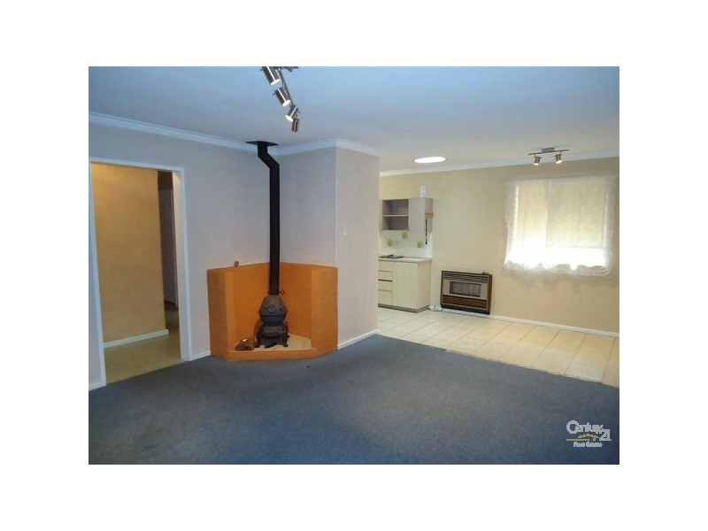 28 Dorchester Road, Forrestfield WA 6058