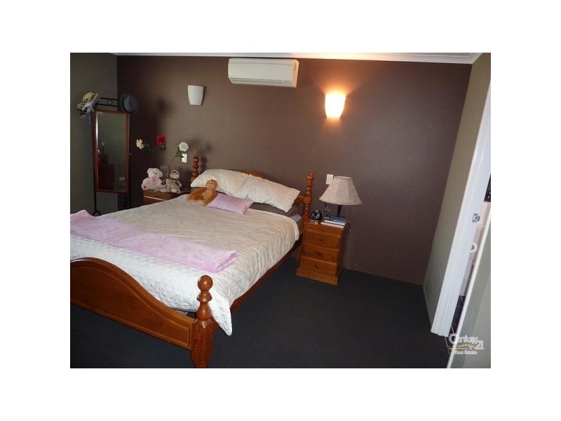 1 Drosera Approach, Wattle Grove WA 6107