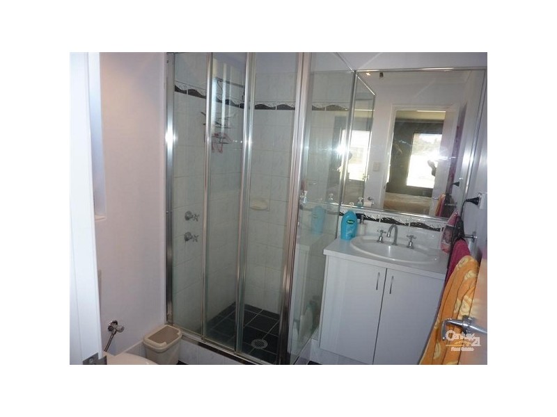 1 Drosera Approach, Wattle Grove WA 6107