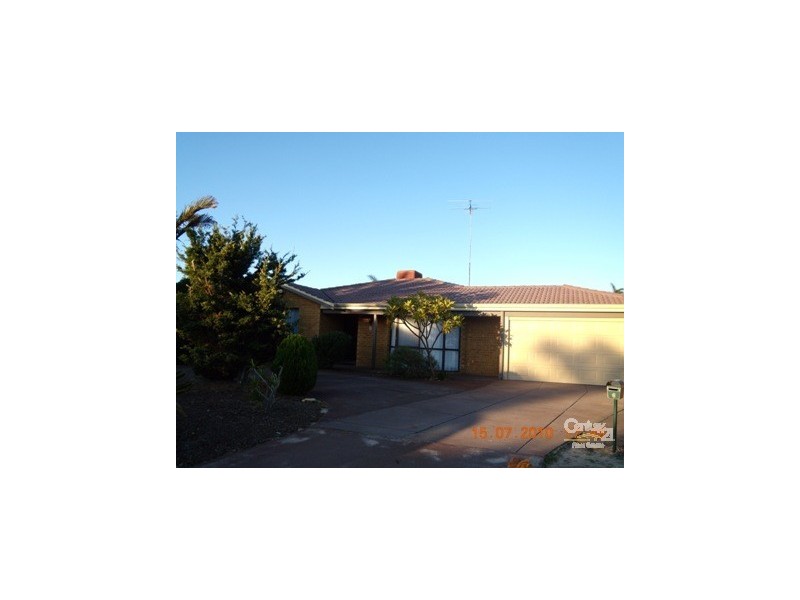6 Kipling St, Munster WA 6166