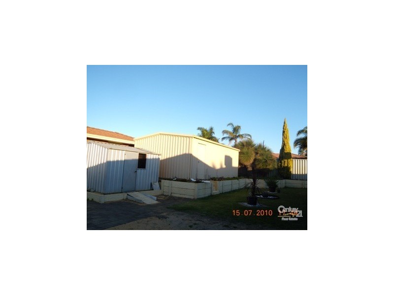6 Kipling St, Munster WA 6166