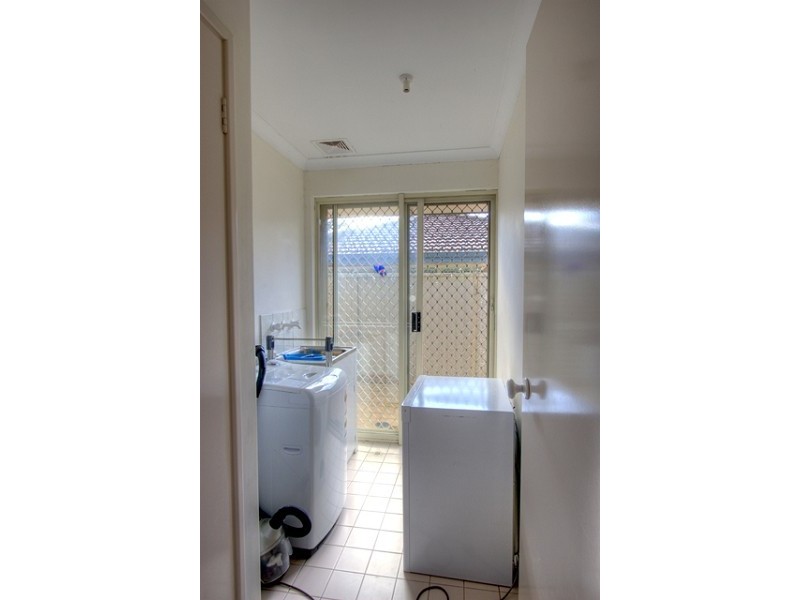 4/378 Holmes Rd, Forrestfield WA 6058