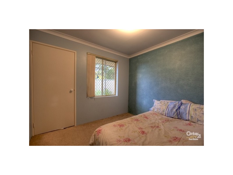 4/378 Holmes Rd, Forrestfield WA 6058