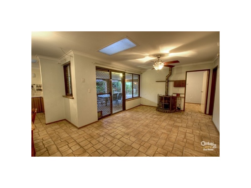 113 Hartfield Road, Forrestfield WA 6058