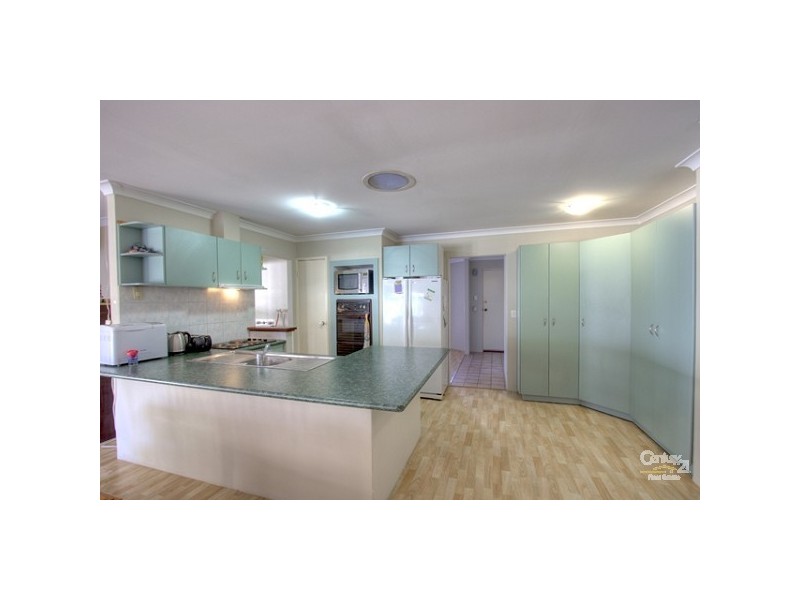 5 Forward Court, High Wycombe WA 6057
