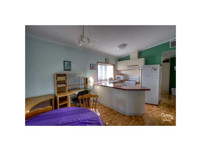 17/186 Hale Road, Forrestfield WA 6058