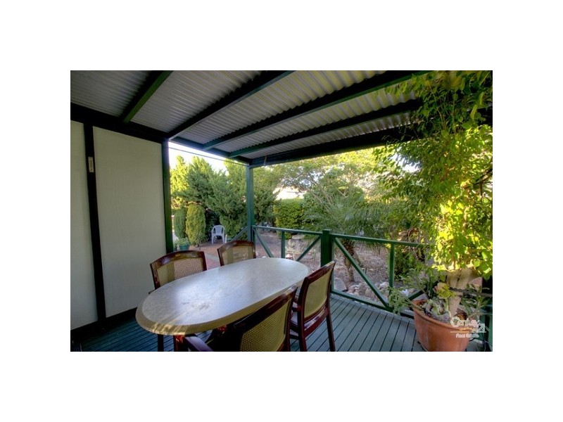 17/186 Hale Road, Forrestfield WA 6058