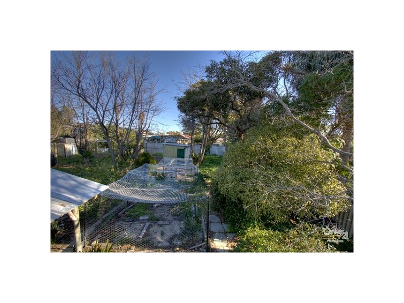 25 Barbary Road, High Wycombe WA 6057