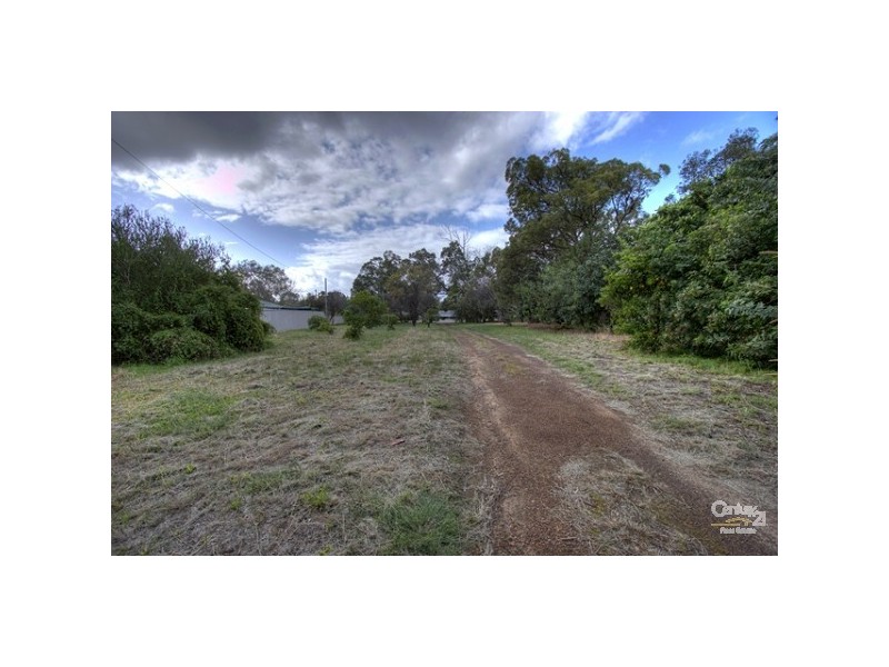 233 Kalamunda Road, Maida Vale WA 6057