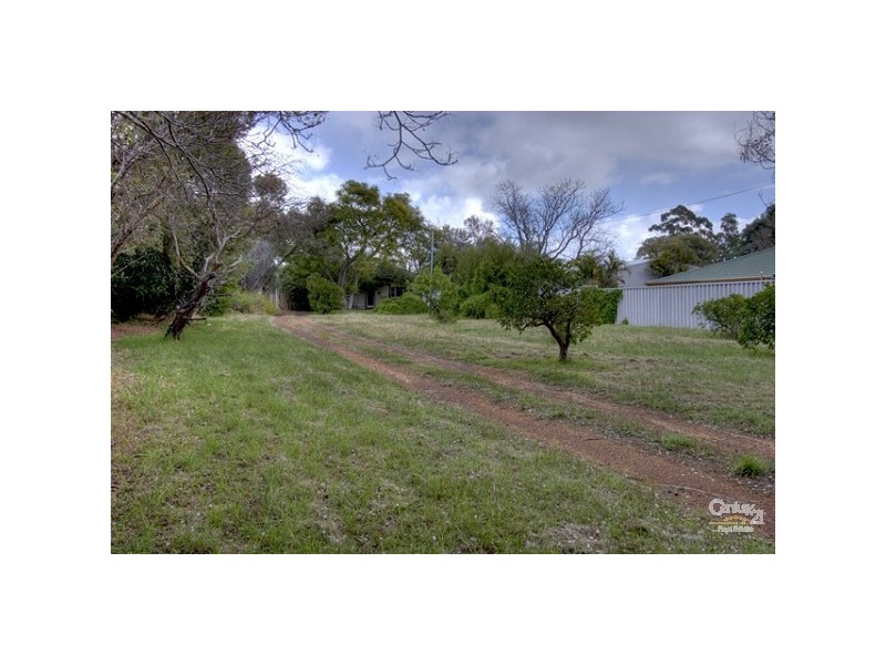 233 Kalamunda Road, Maida Vale WA 6057