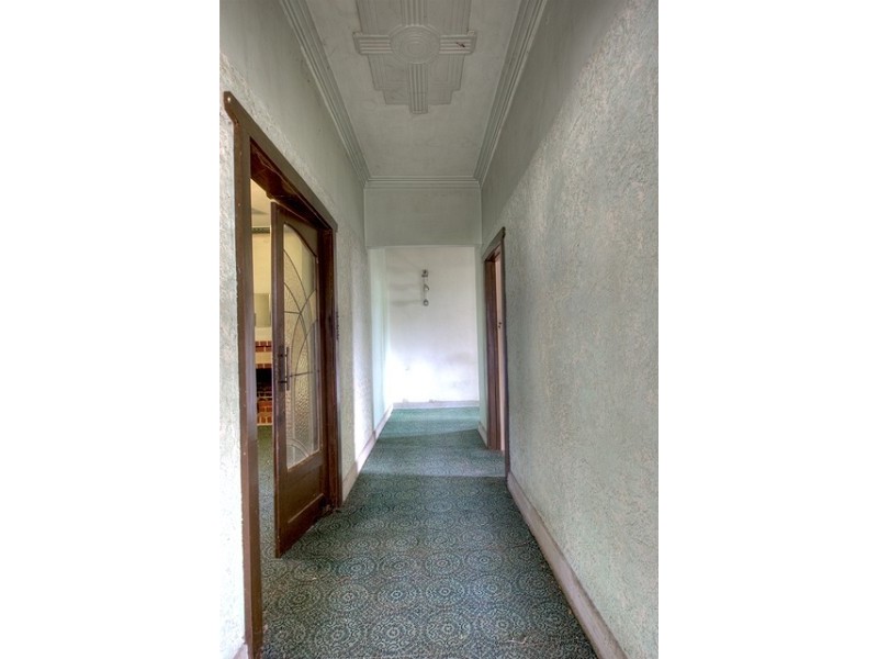 233 Kalamunda Road, Maida Vale WA 6057