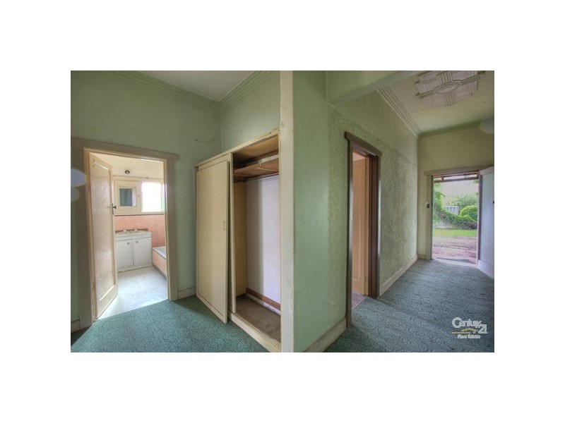 233 Kalamunda Road, Maida Vale WA 6057