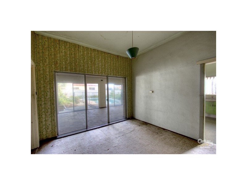 233 Kalamunda Road, Maida Vale WA 6057