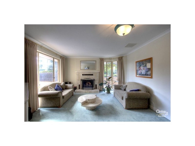 25 Grenville Road, Gooseberry Hill WA 6076