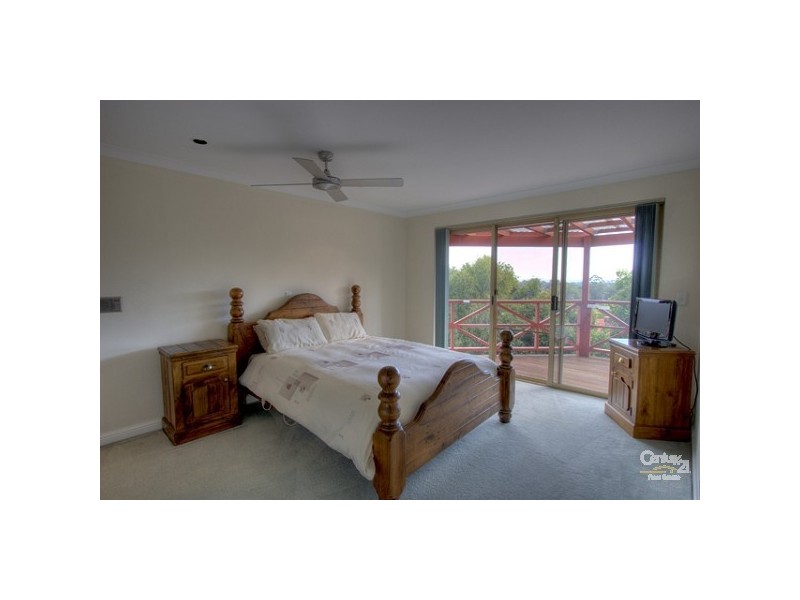 25 Grenville Road, Gooseberry Hill WA 6076