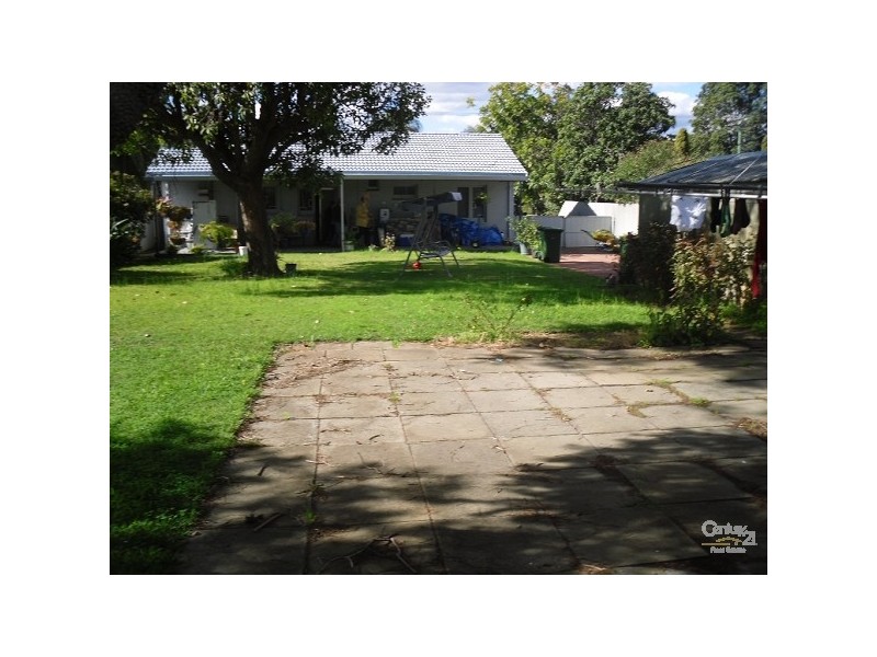 74 Gardiner Street, Belmont WA 6104