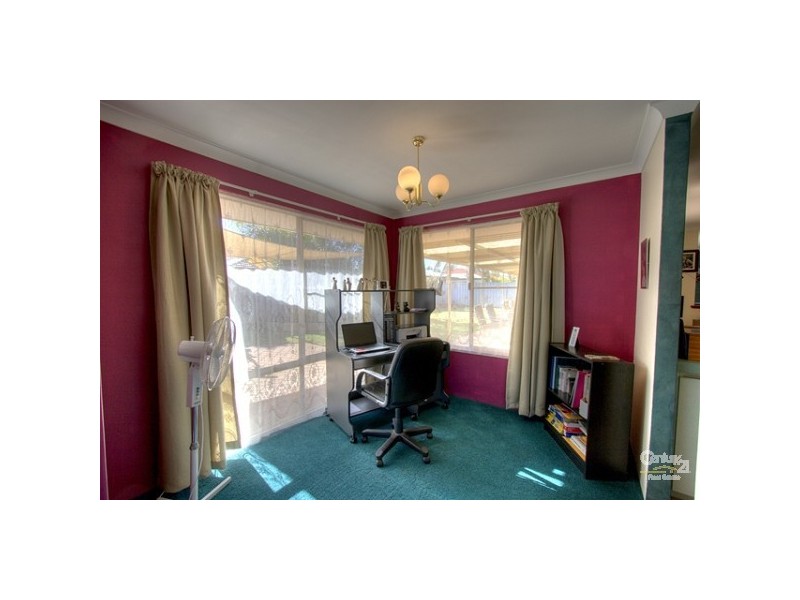 105 Reynolds Road, Forrestfield WA 6058