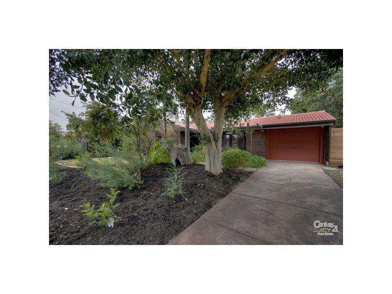 6 Lincoln Way, Forrestfield WA 6058
