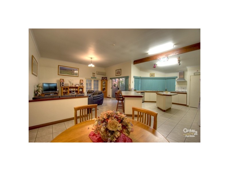 99 Reynolds Road, Forrestfield WA 6058