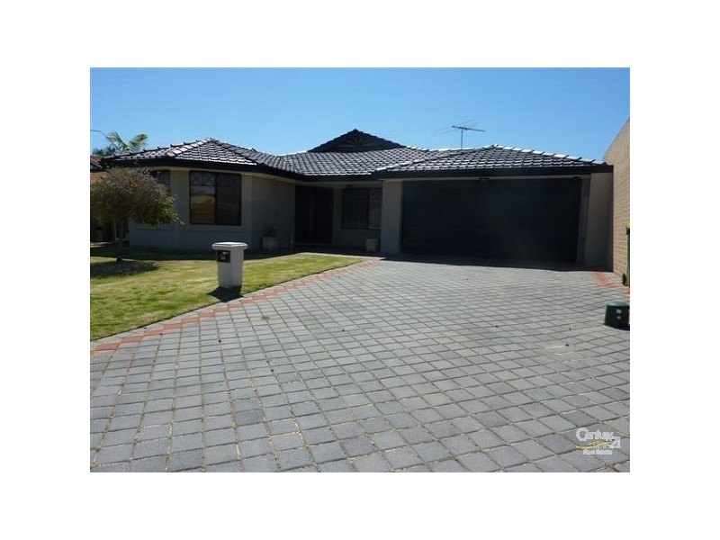 33 Reynolds, Forrestfield WA 6058
