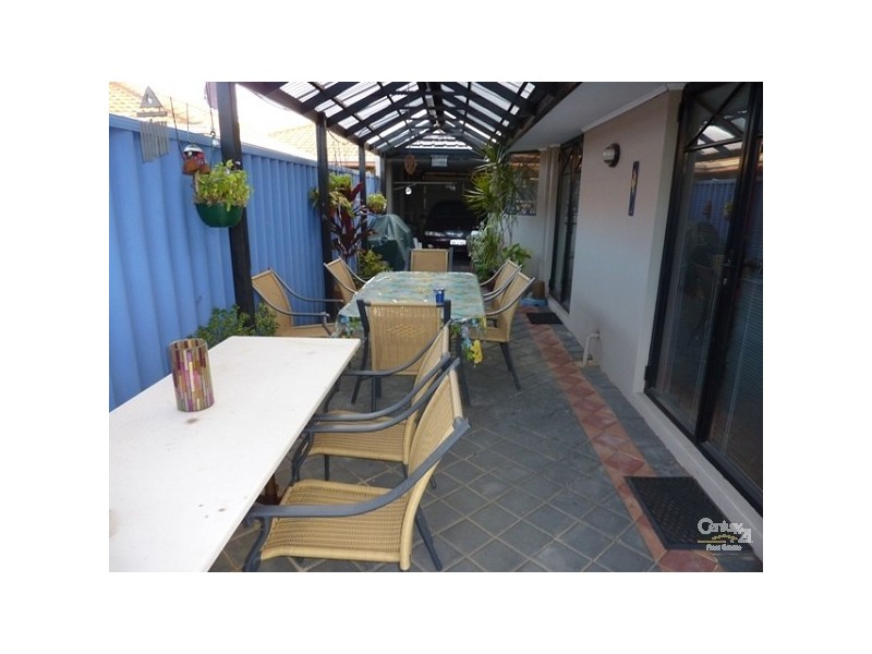 33 Reynolds, Forrestfield WA 6058