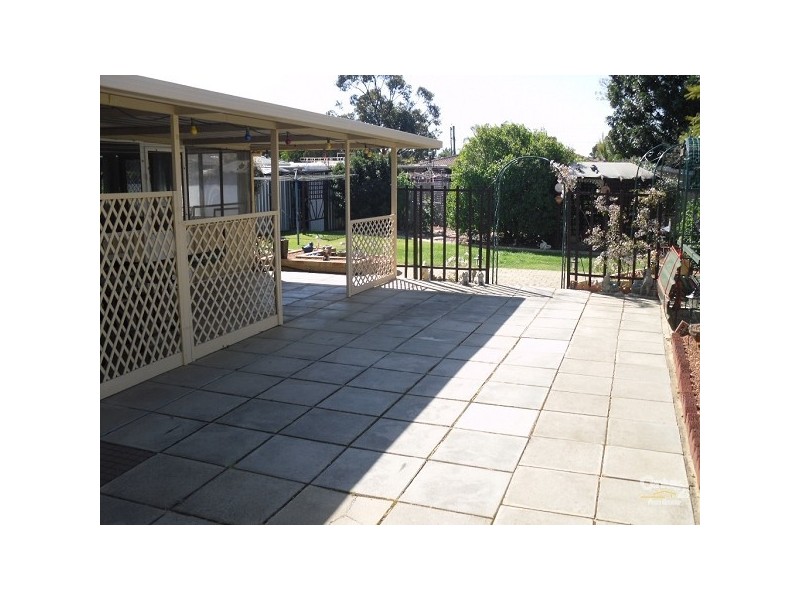 4 Avila Place, Kenwick WA 6107