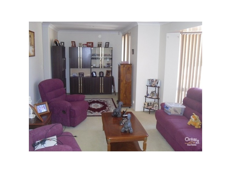 4 Avila Place, Kenwick WA 6107
