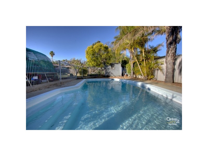 45 Connaught Street, Forrestfield WA 6058