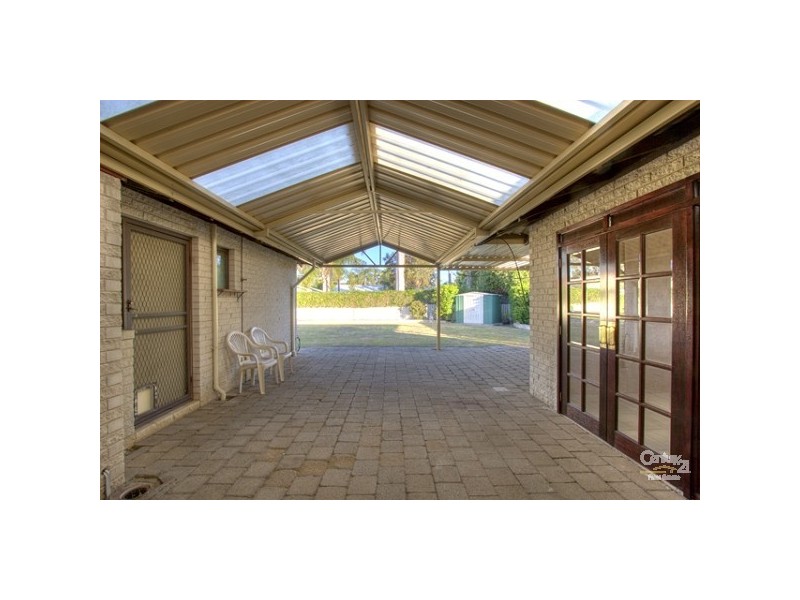 33 Akebia Way, Forrestfield WA 6058
