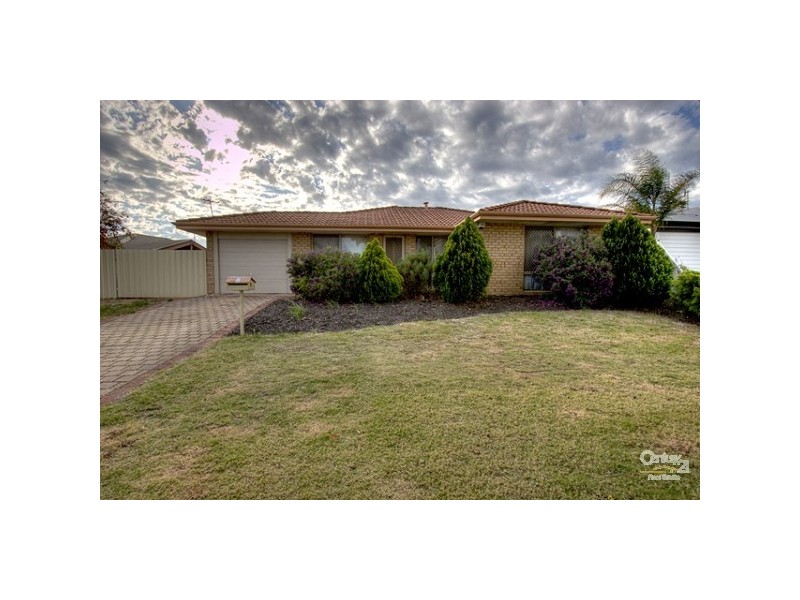 8 Chullwyne Mews, High Wycombe WA 6057