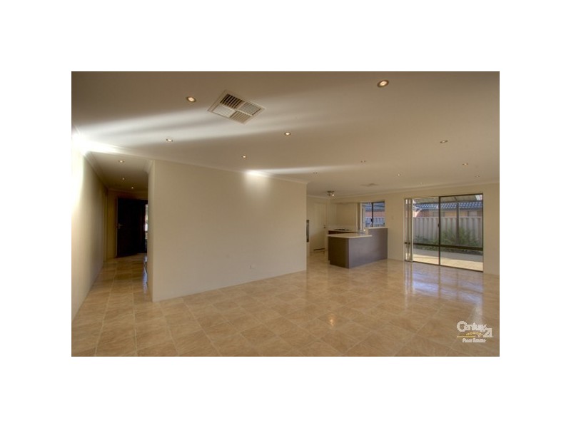 11 Nandat Way, Forrestfield WA 6058