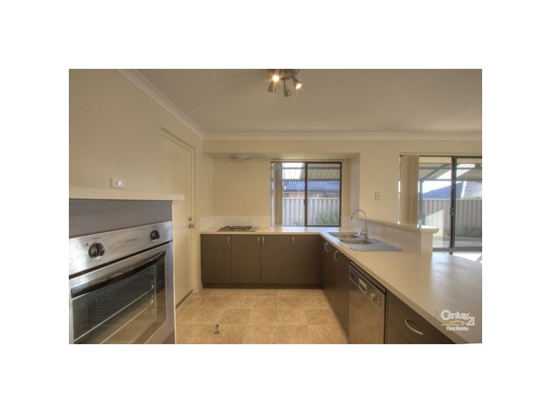 11 Nandat Way, Forrestfield WA 6058
