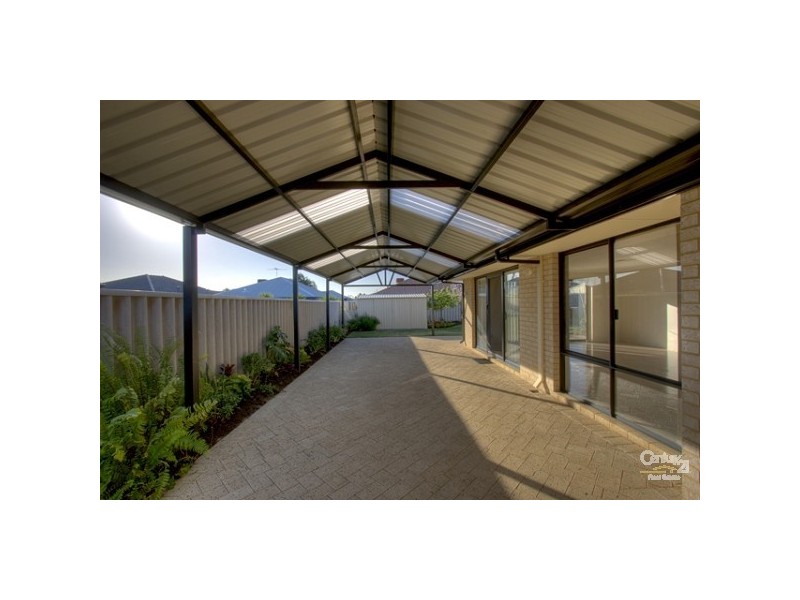 11 Nandat Way, Forrestfield WA 6058