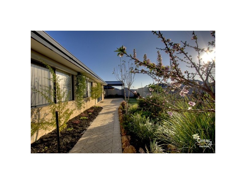 11 Nandat Way, Forrestfield WA 6058