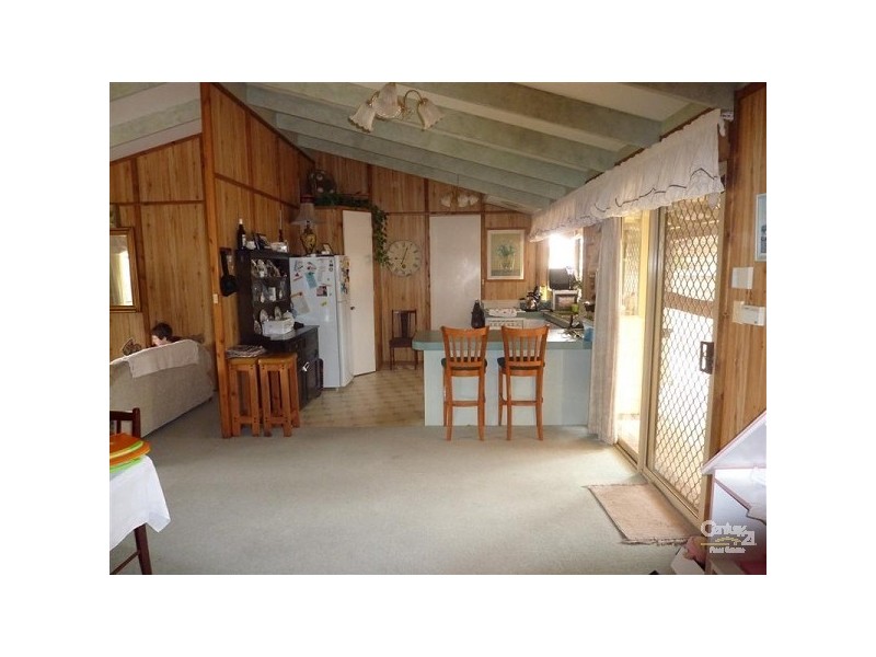 14 Reynolds Road, Forrestfield WA 6058