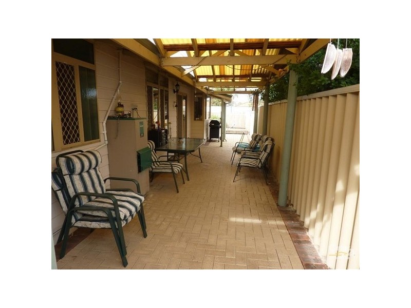 14 Reynolds Road, Forrestfield WA 6058