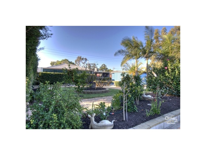 65 Hale Road, Forrestfield WA 6058