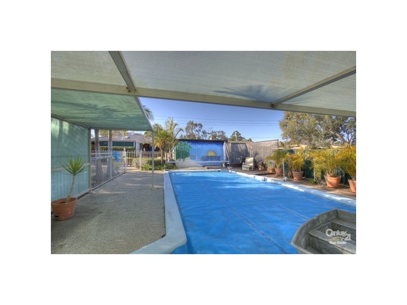 65 Hale Road, Forrestfield WA 6058