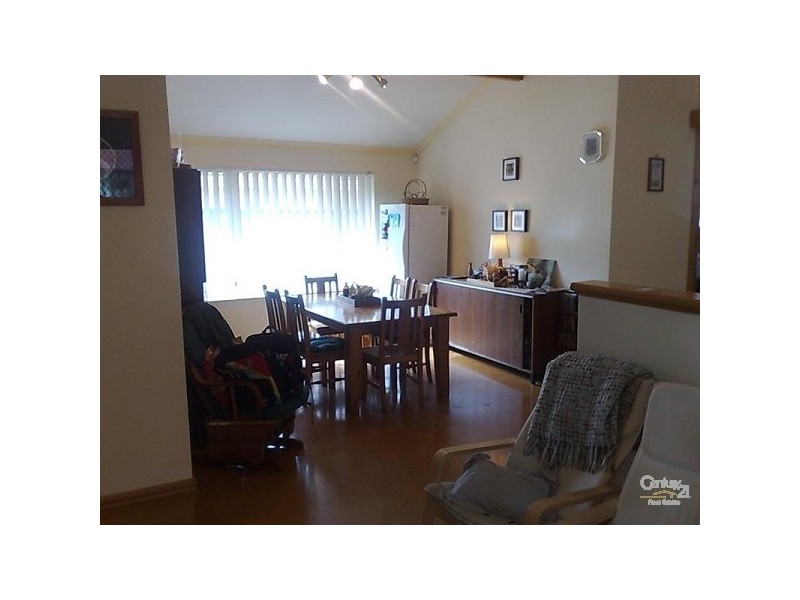 17 Keeden Court, Maddington WA 6109