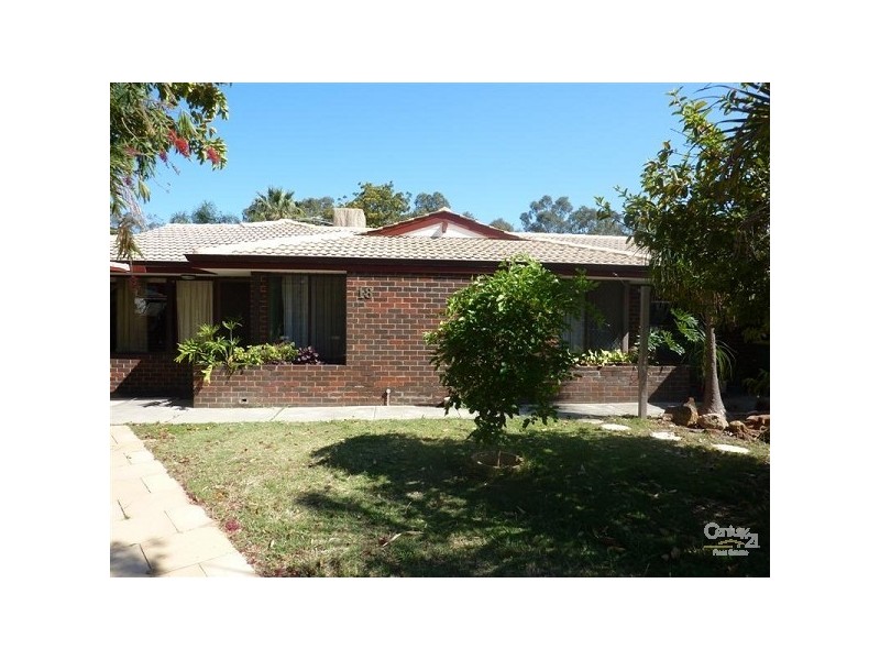 18 Tarata Way, Forrestfield WA 6058